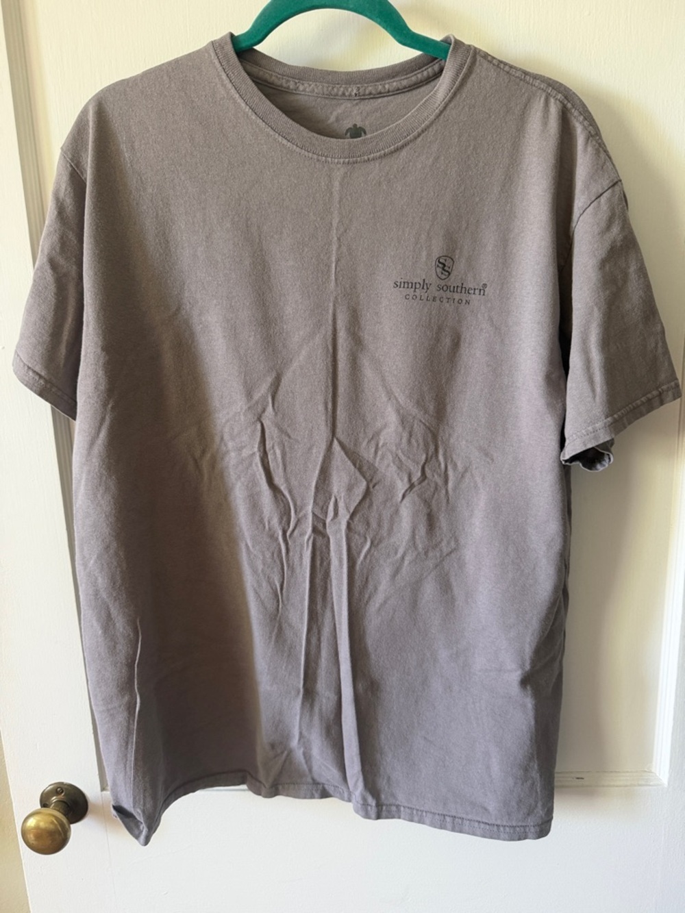 Simply Southern Men's Short Sleeve Tee in Gray